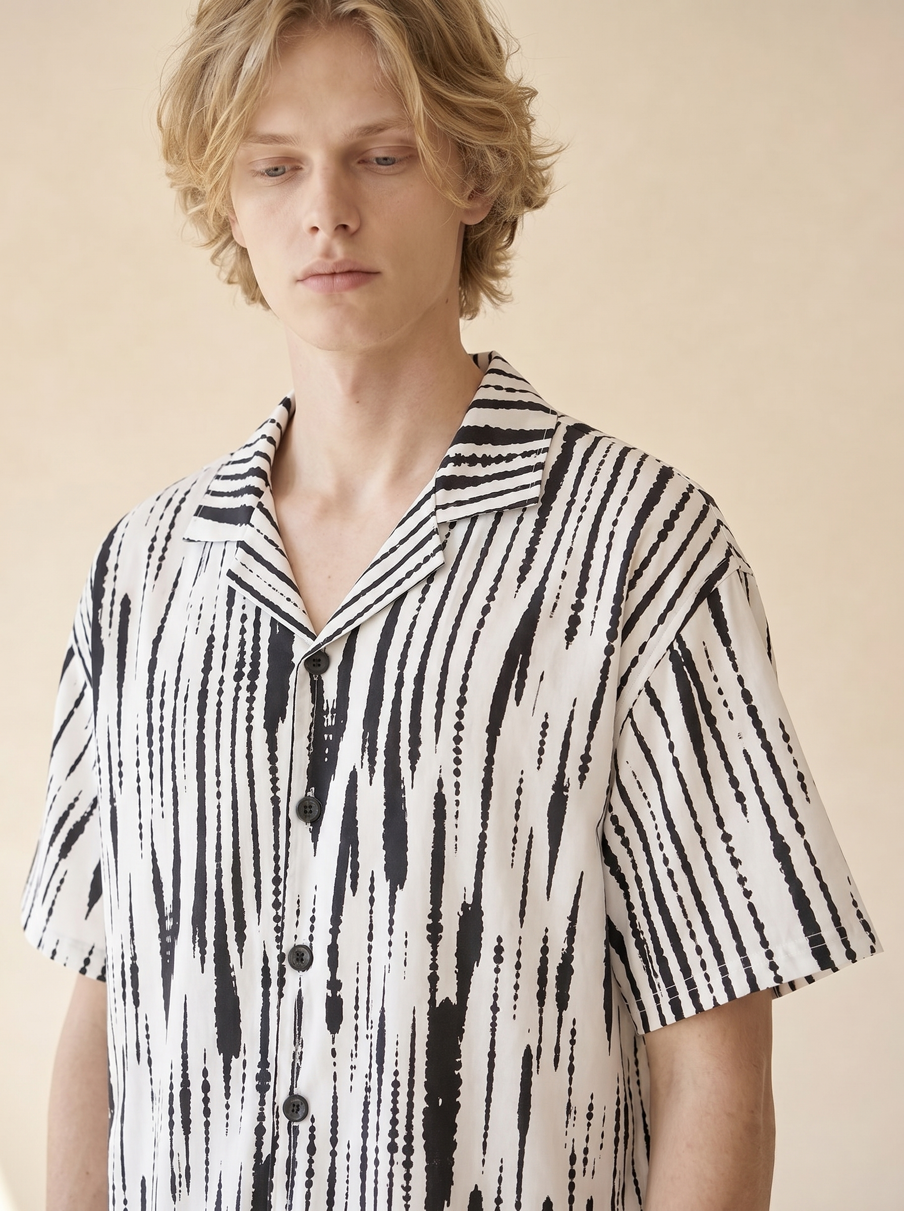 VL-012 男性着用 上身ディテール
