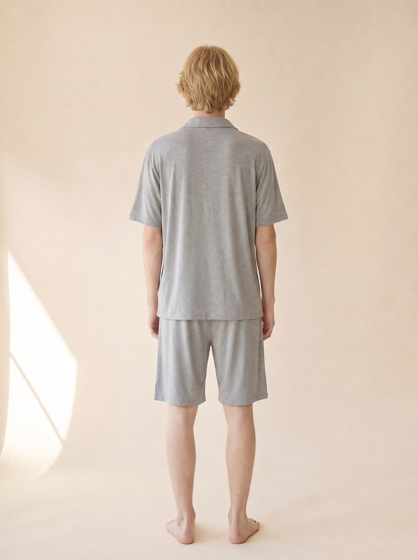 VL-082 男性着用 背面