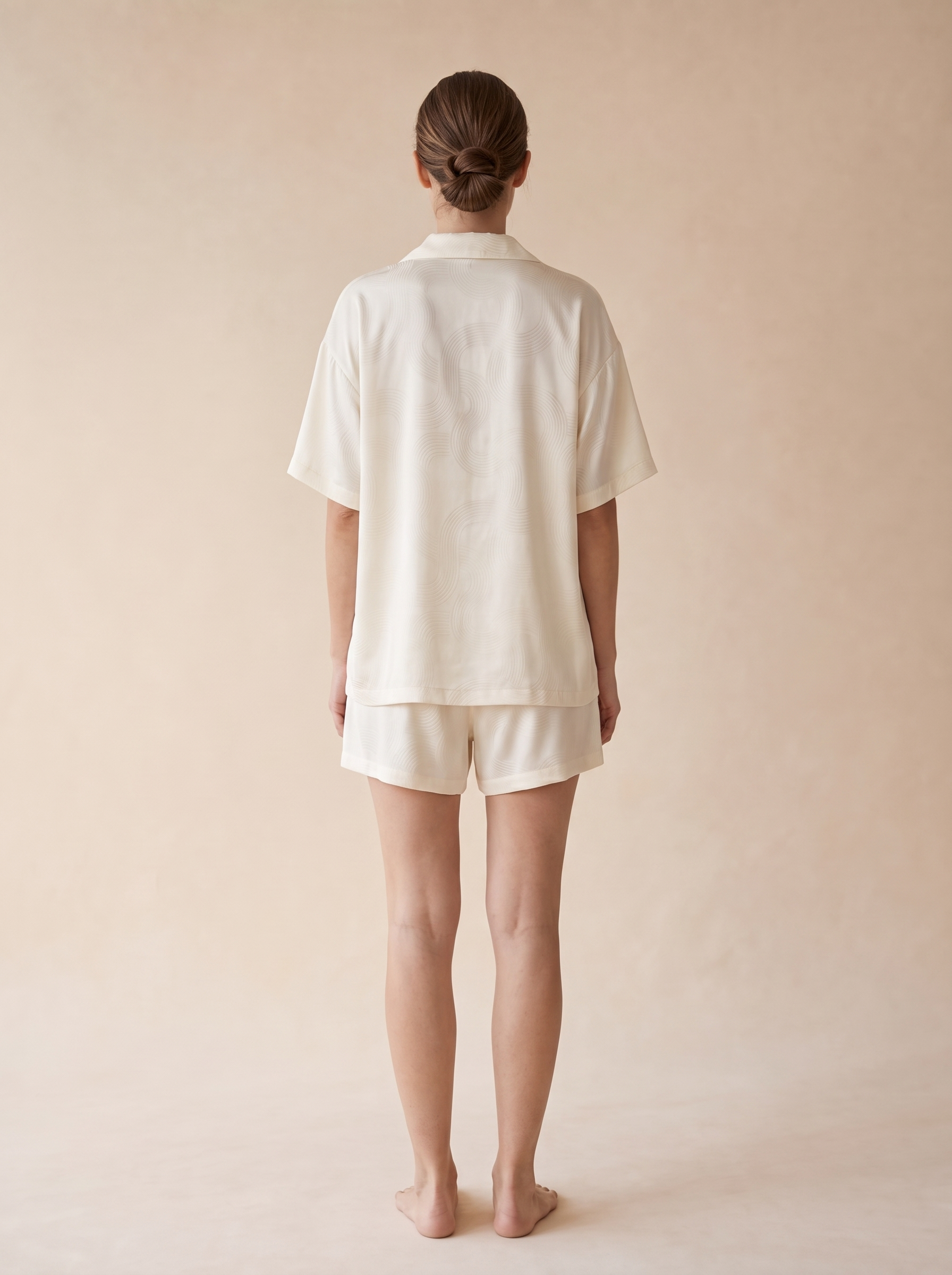 VL-086 女性着用 背面
