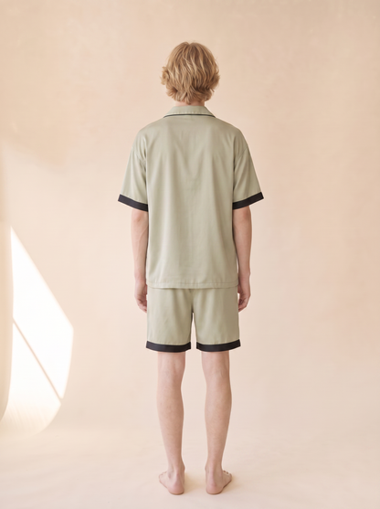 VL-044 男性着用 背面