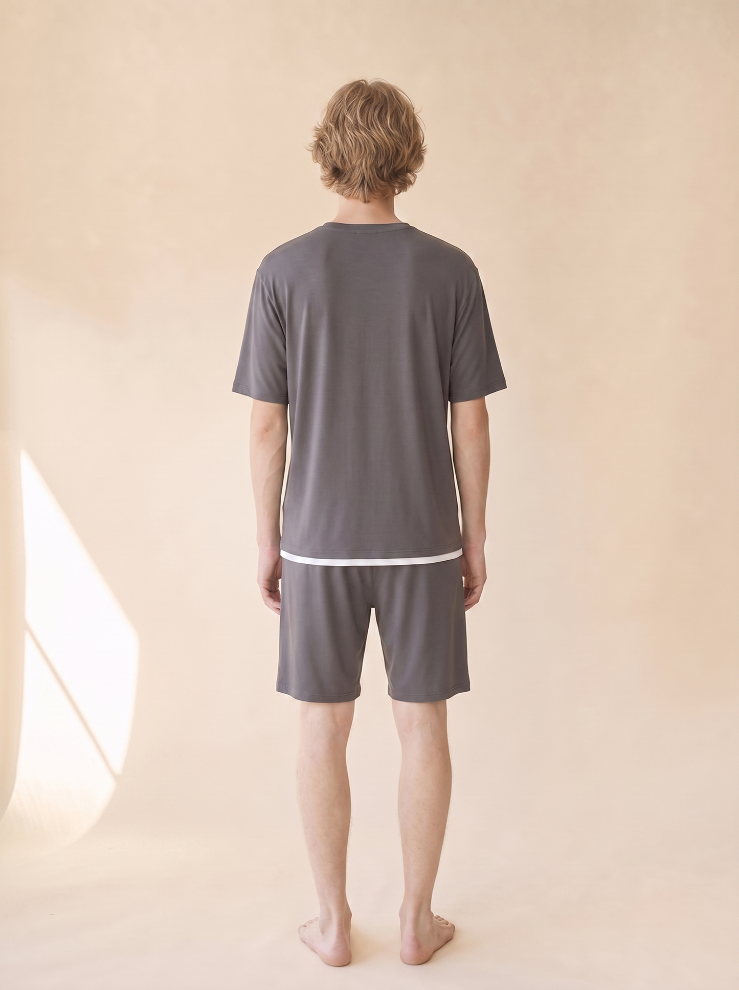 VL-059 男性着用 背面