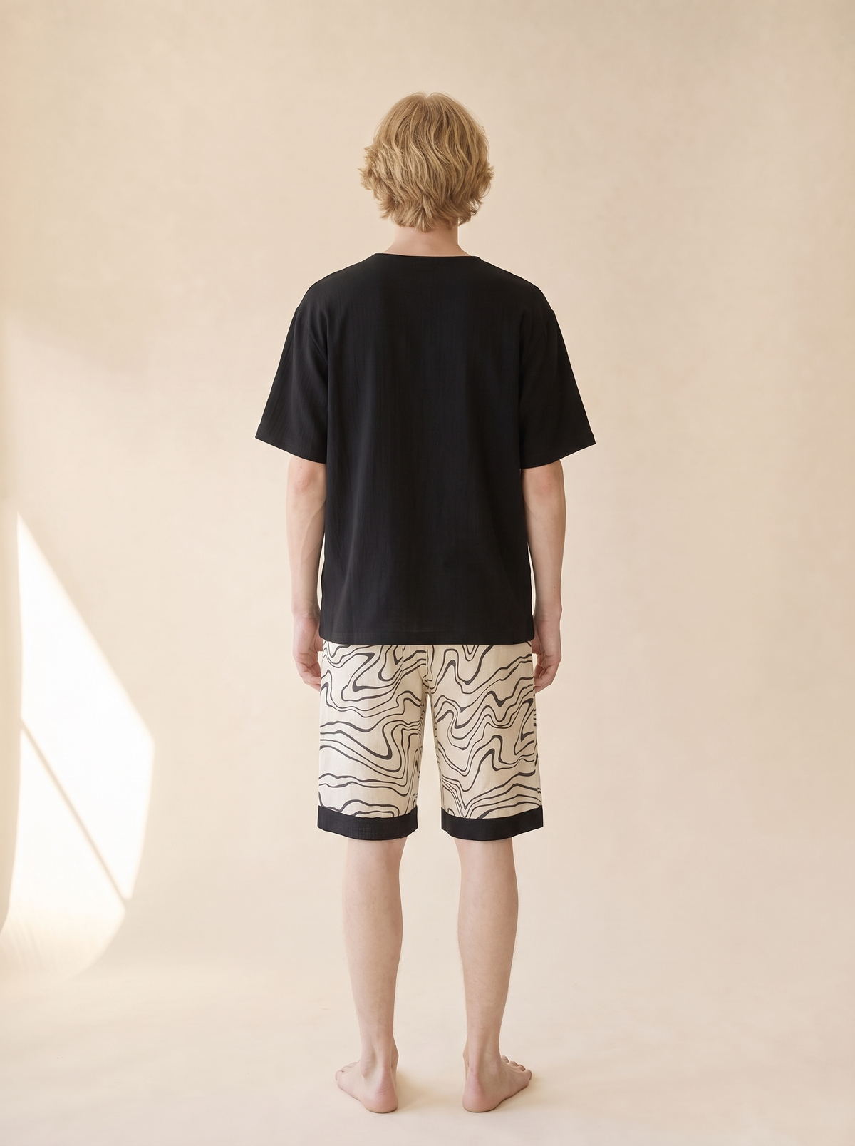 VL-095 male back