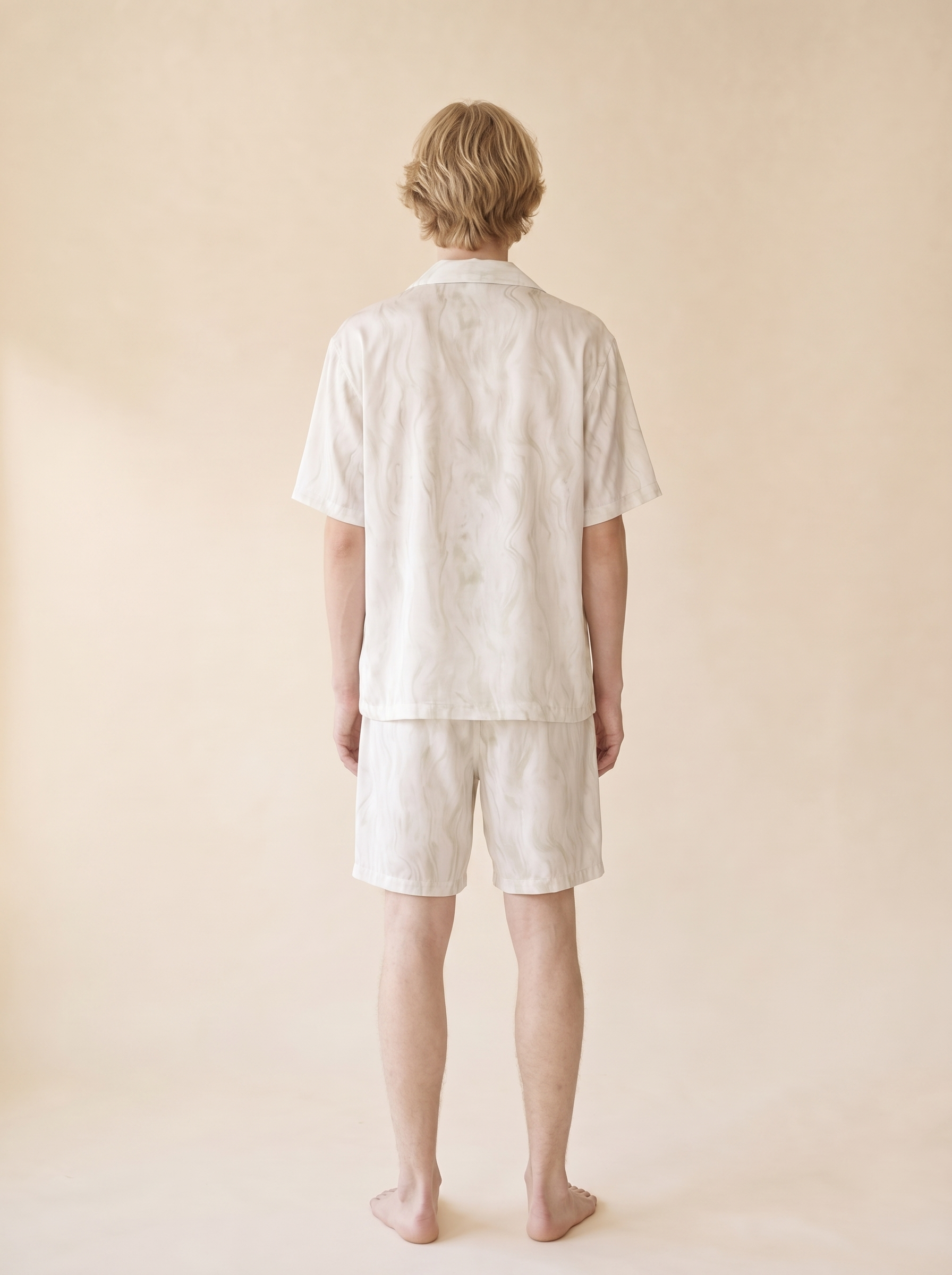 VL-084 男性着用 背面