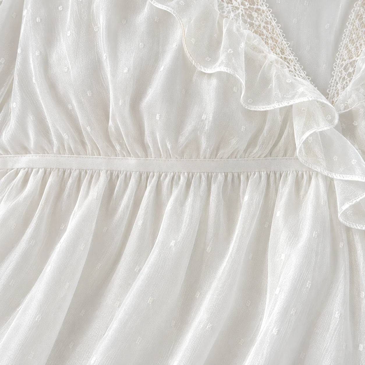 Ruffle Lace / 胸下のギャザー